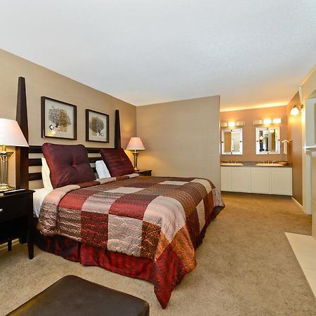 Americas Best Value Inn And Suites Overland Park Camera foto